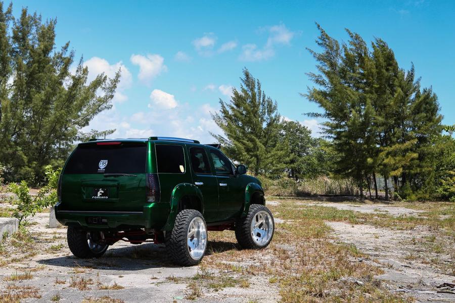  Chevrolet Tahoe on Forgiato Wheels (Indierto-T) 2016 года  (фото 3 из 12)